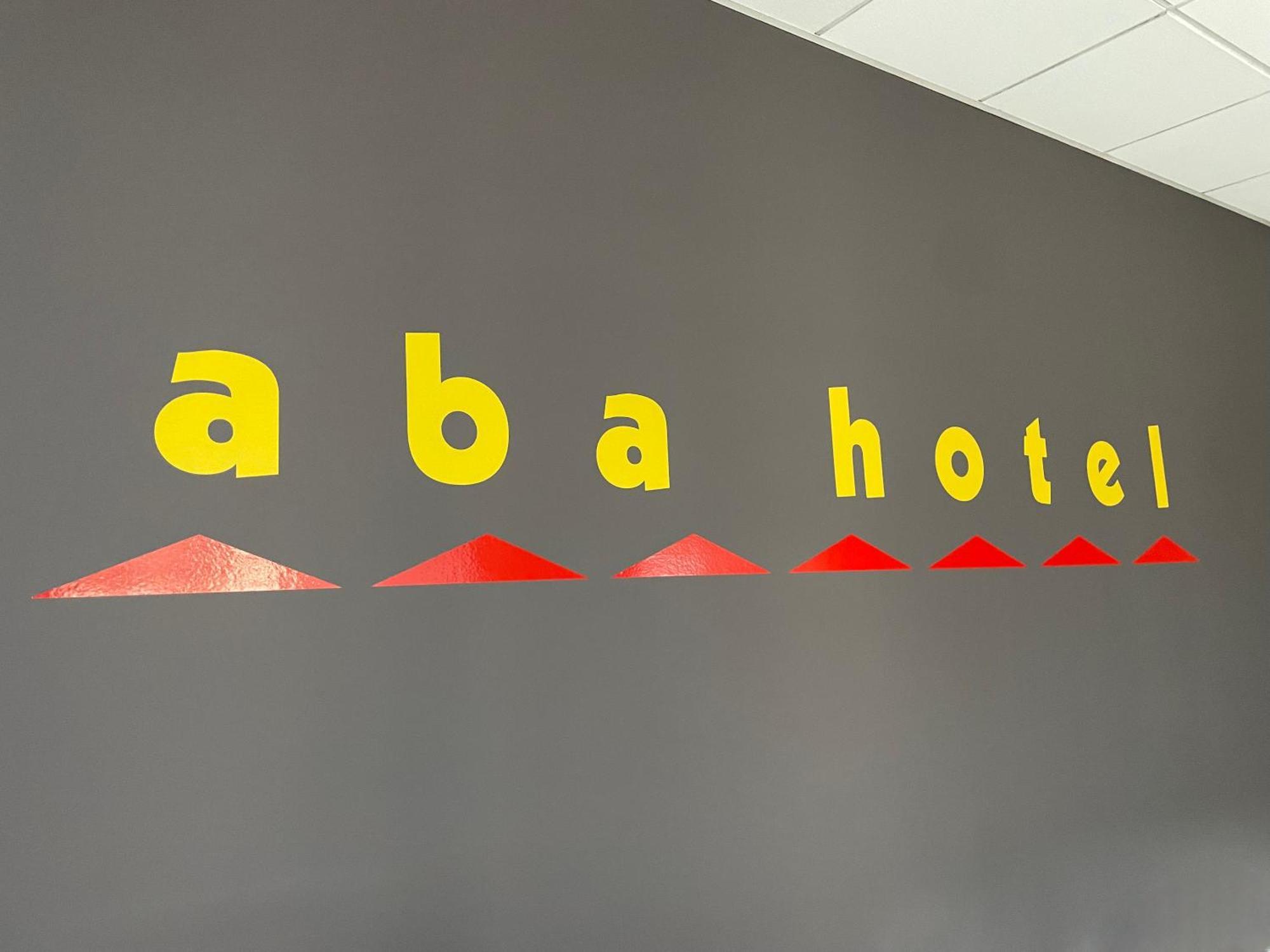 Aba Hotel Монкальери Экстерьер фото